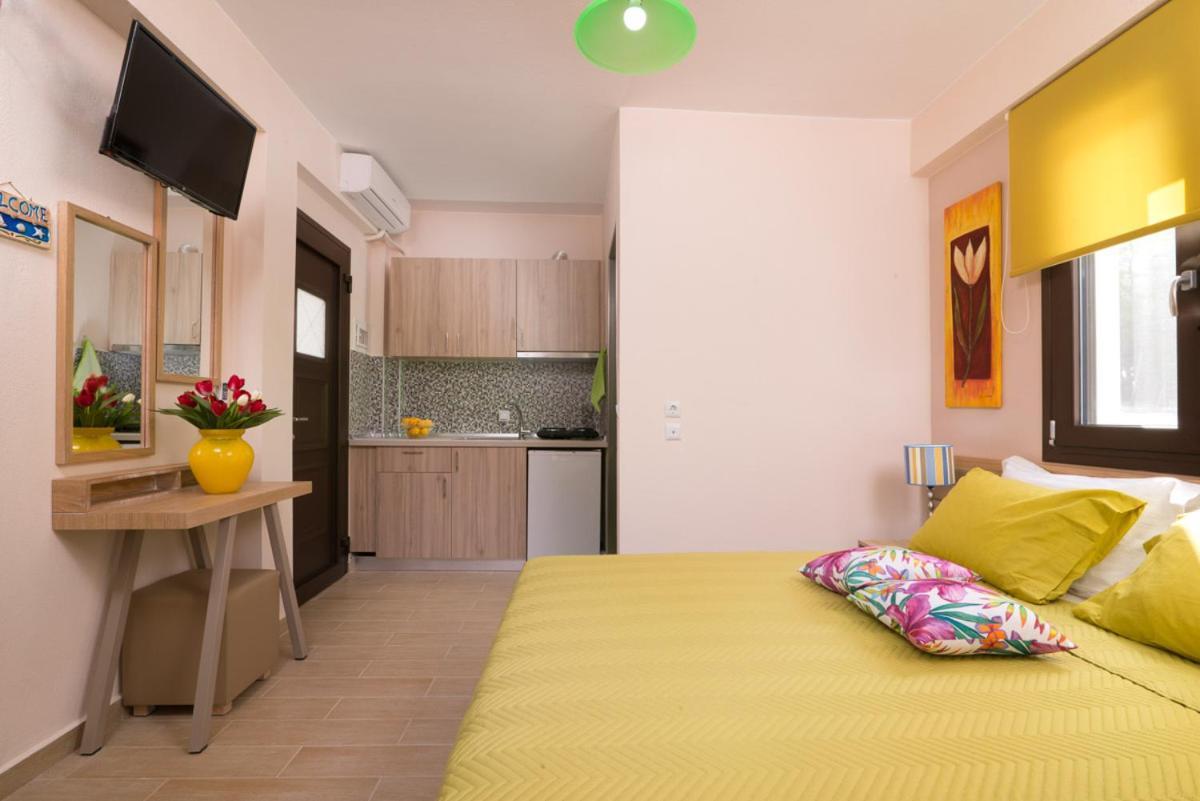 Villa Ermioni Apartments Limenaria  Buitenkant foto